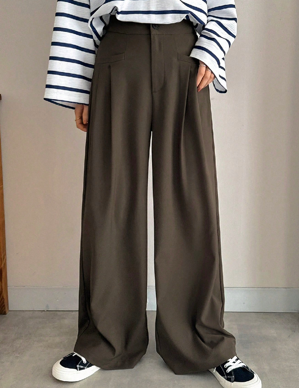 Pantaloni SHEIN, kaki