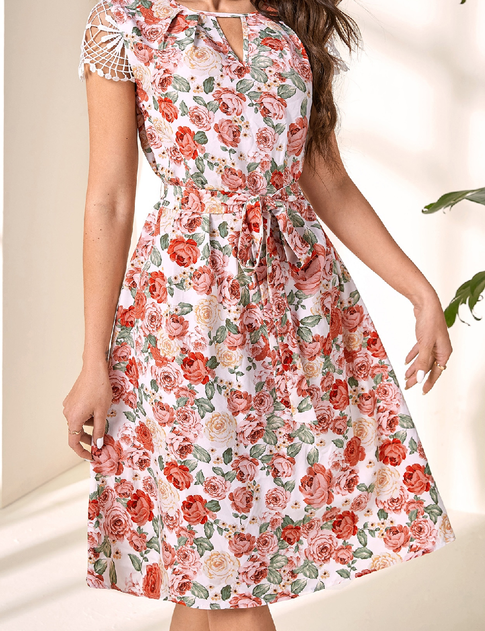 Rochie medie SHEIN, floral print