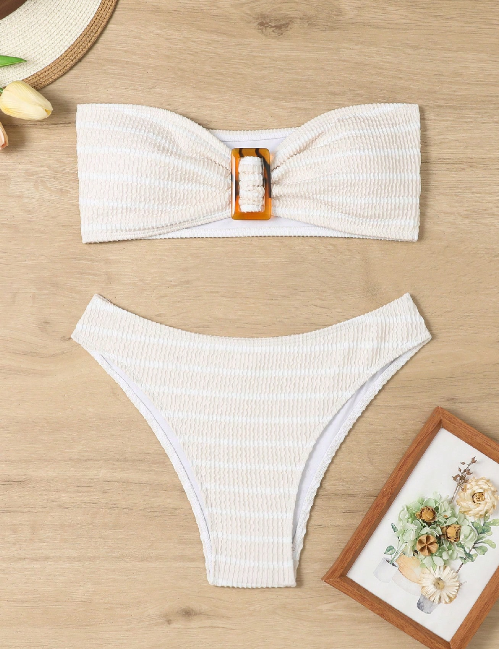 Costum de baie SHEIN, crem