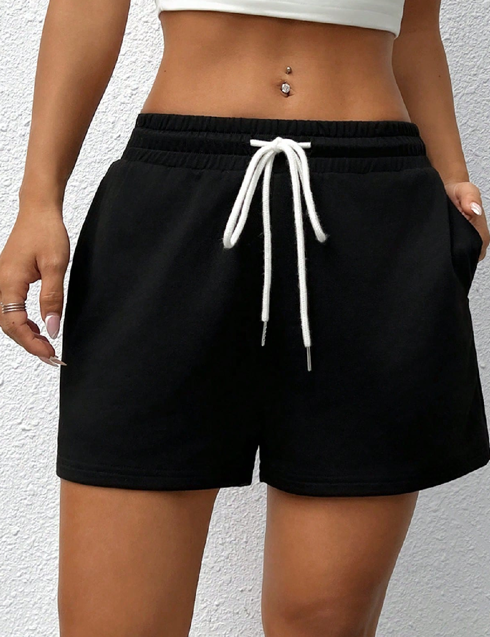 Pantaloni scurti SHEIN, negru