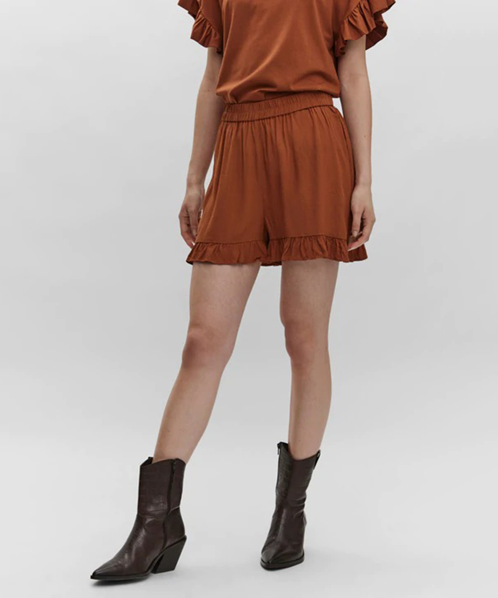 Pantaloni scurti Vero Moda, maro, S