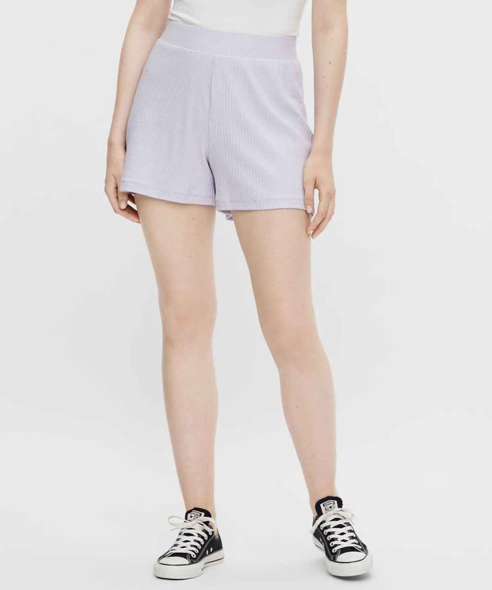 Pantaloni scurti Pieces, mov, S