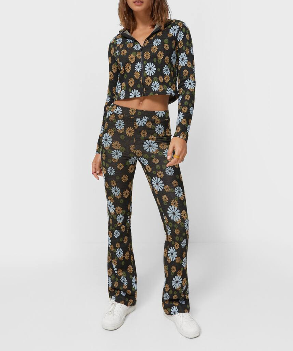 Pantaloni Stradivarius, negru