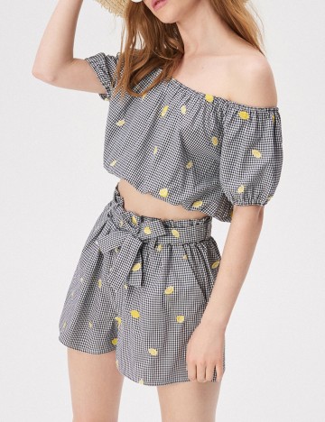 Top Sinsay, alb-negru