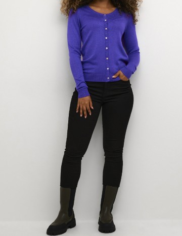 Cardigan Culture, mov