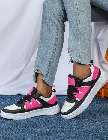 Adidasi SHEIN, mix culori