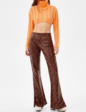 Pantaloni Bershka, maro, S