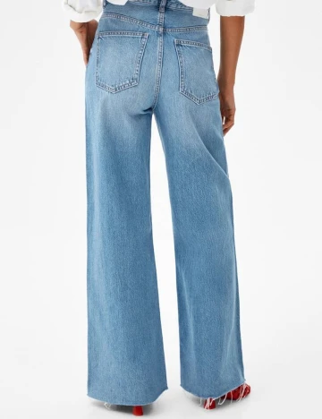 Blugi Bershka, albastru, 36