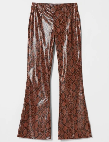 Pantaloni Bershka, maro, S