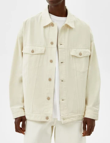 Jacheta Oversize Bershka, ecru