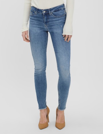 
						Blugi Vero Moda, albastru