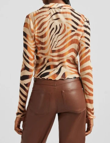 Top Bershka, crem, S