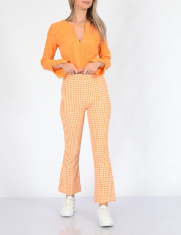 
						Pantaloni Bershka, portocaliu, 38