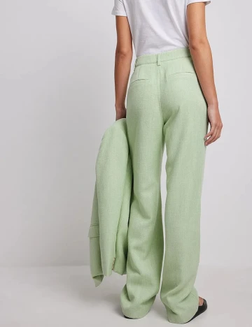 Pantaloni NA-KD, verde, 34 Verde