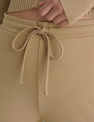 Pantaloni NA-KD, crem, M