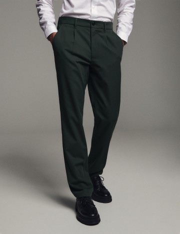 
						Pantaloni Reserved, verde