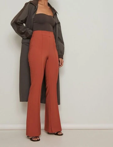 Pantaloni NA-KD, caramiziu, 36