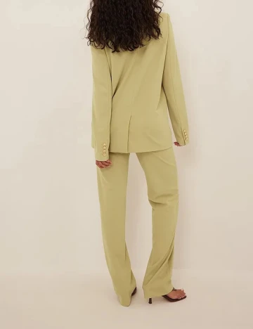 Pantaloni NA-KD, verde, 36