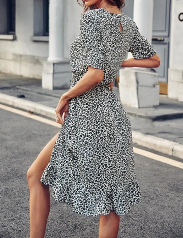 Rochie medie SHEIN, alb-negru, S