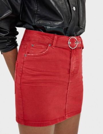 Fusta Bershka, rosu, 32