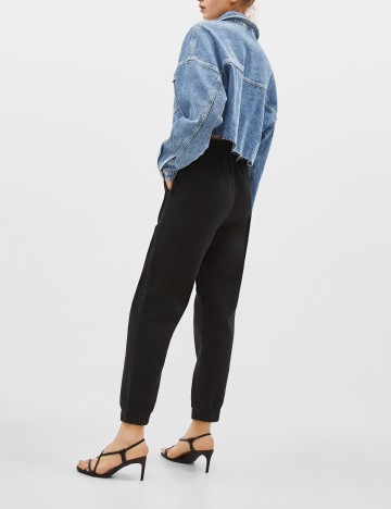Pantaloni Bershka, negru, M