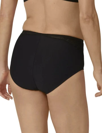 Chilot Triumph, negru
