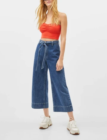 Top Bershka, rosu, M