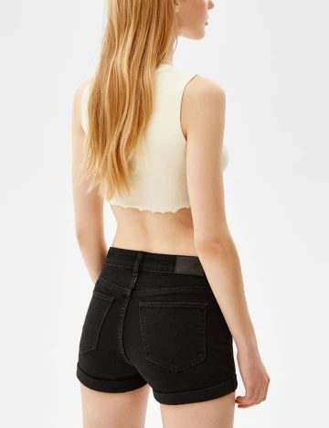 Pantaloni scurti Bershka, negru, 36