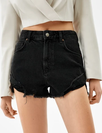 Pantaloni scurti Bershka, negru, 32