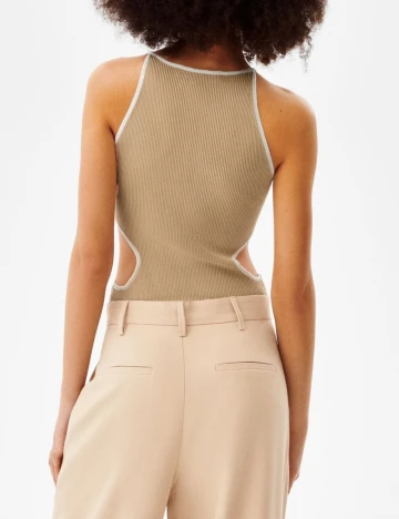 Body Bershka, maro, XL