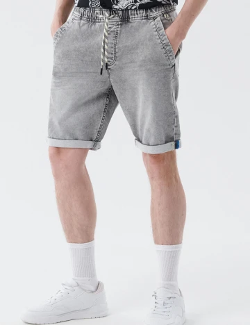 Pantaloni scurti CROPP, gri, 28