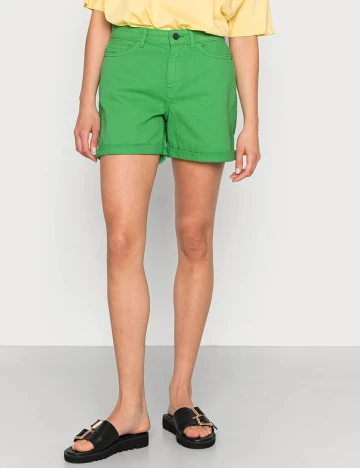 Pantaloni scurti Noisy May, verde, XS Verde