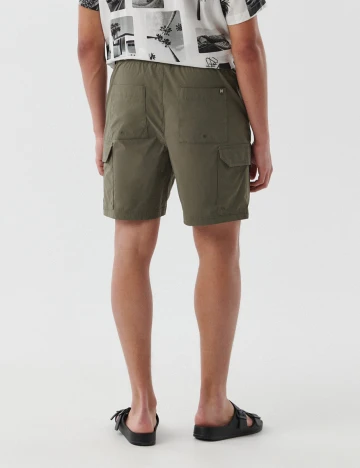 Pantaloni Scurti CROPP, verde inchis, 34 Verde