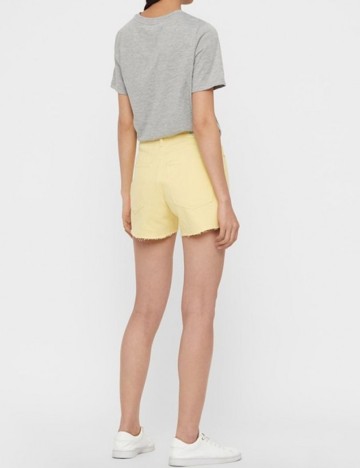 Pantaloni scurti Vero Moda, galben, S