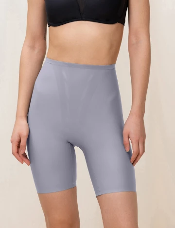 Colanti Triumph, mov Mov