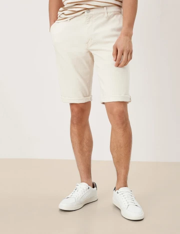 Pantaloni scurti s.Oliver, ecru, W30 Alb
