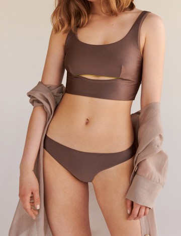 Bustiera Reserved, maro, 40