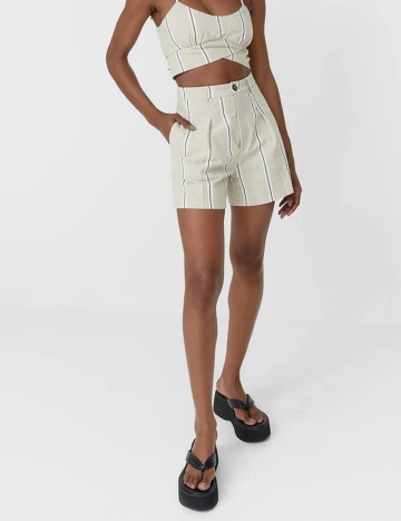 Pantaloni scurti Stradivarius, crem, 40