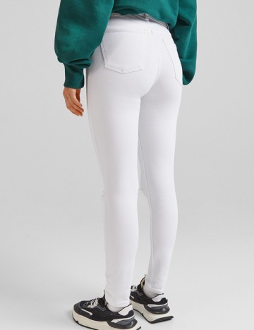 Blugi Bershka, alb, 36