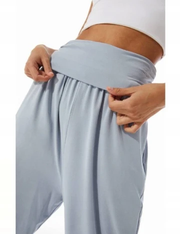 Pantaloni Stradivarius, bleu, XS