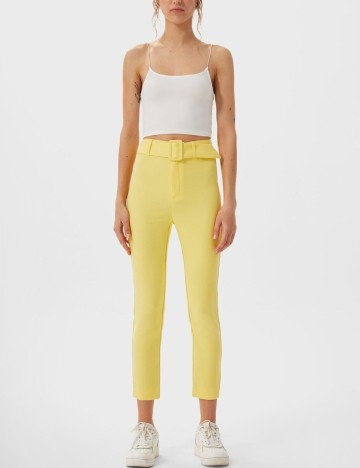 
						Pantaloni Stradivarius, galben, 34