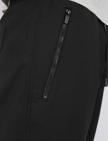 Pantaloni scurti Bershka, negru, XS