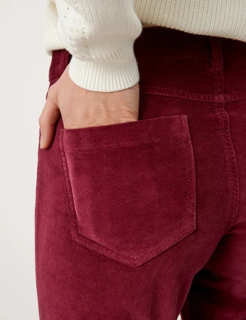 Pantaloni s.Oliver, visiniu, 48