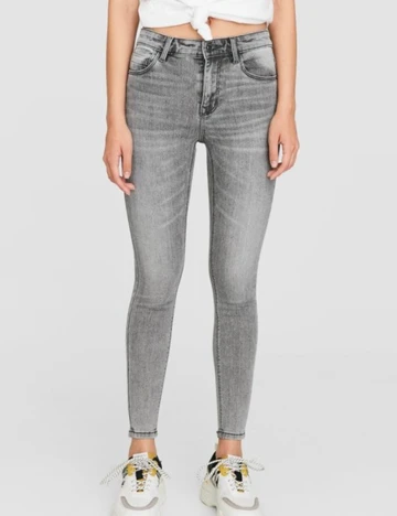Blugi Stradivarius, gri, 32 Gri