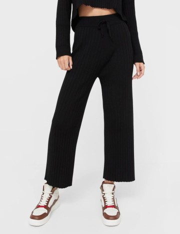 Pantaloni Stradivarius, negru, XS