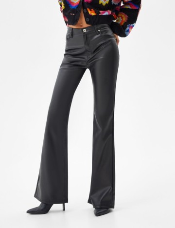Pantaloni Bershka, negru, L