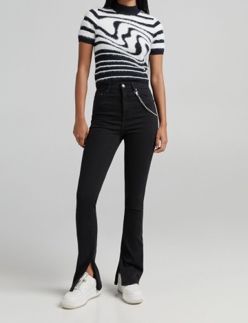 
						Blugi Bershka, negru