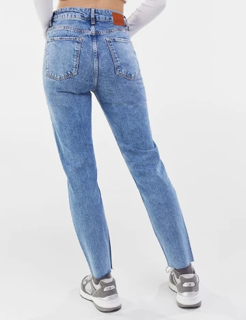 Blugi Bershka, albastru