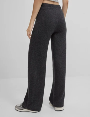 Pantaloni Bershka, gri inchis, L Gri