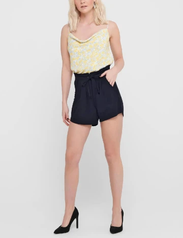 Pantaloni scurti Jacqueline de Yong, bleumarin